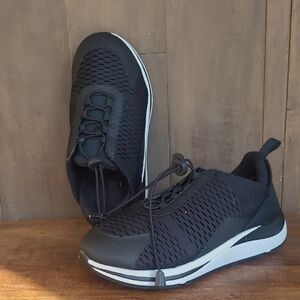 EUC Drew Sneakers Women's sz 8.5 wide Black Sprinter Walking Shoes